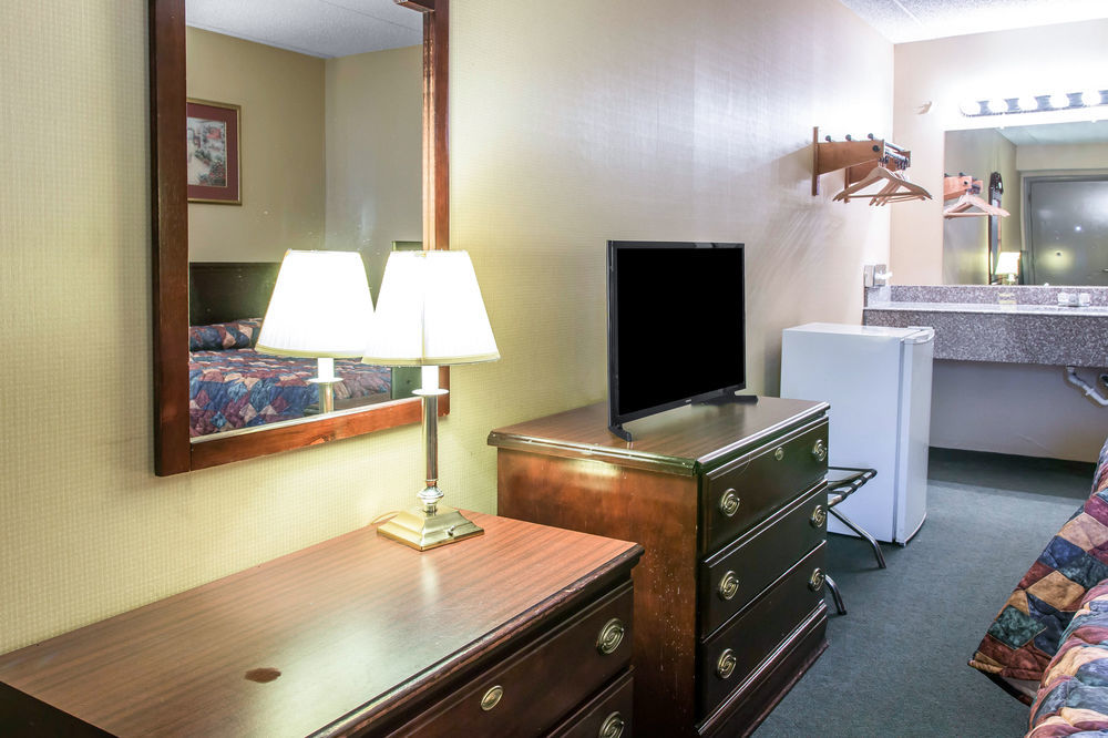 Super 8 By Wyndham 2* Petoskey