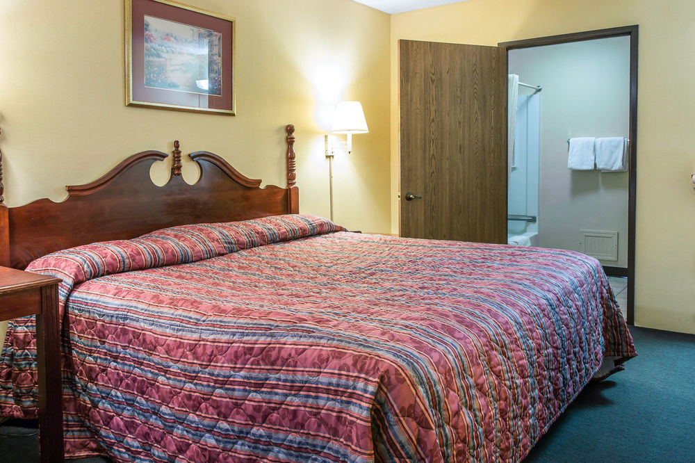 Super 8 By Wyndham 2* Petoskey